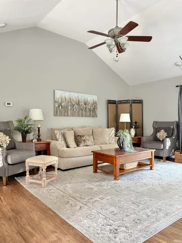 $275,000 | 960 Quail Ridge Circle, Vincennes, IN 47591