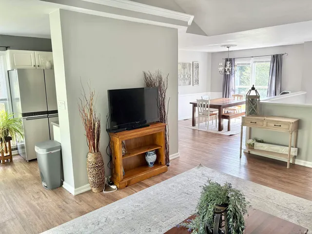 $275,000 | 960 Quail Ridge Circle, Vincennes, IN 47591