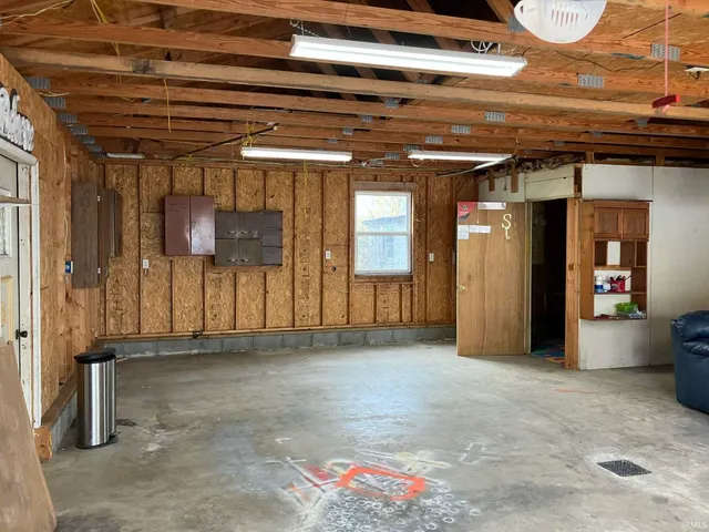 $125,000 | 204 East Bridge Street, Pennville, IN 47369