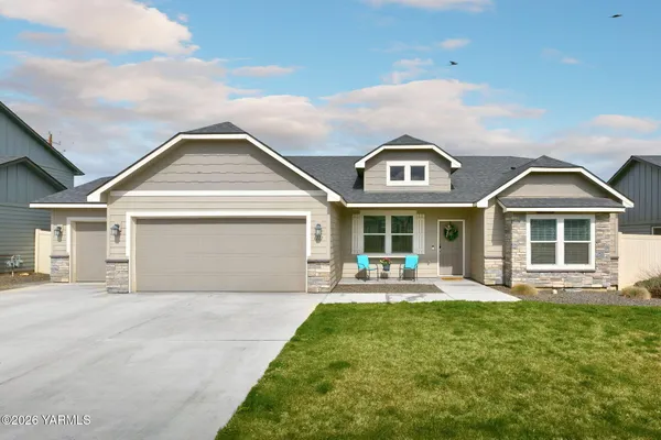 $515,000 | 6111 Ian Avenue, Yakima, WA 98903