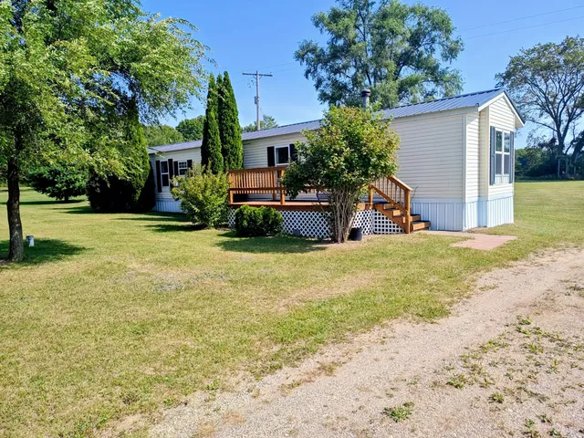 $149,900 | 4829 South Derby Road, Sheridan, MI 48884