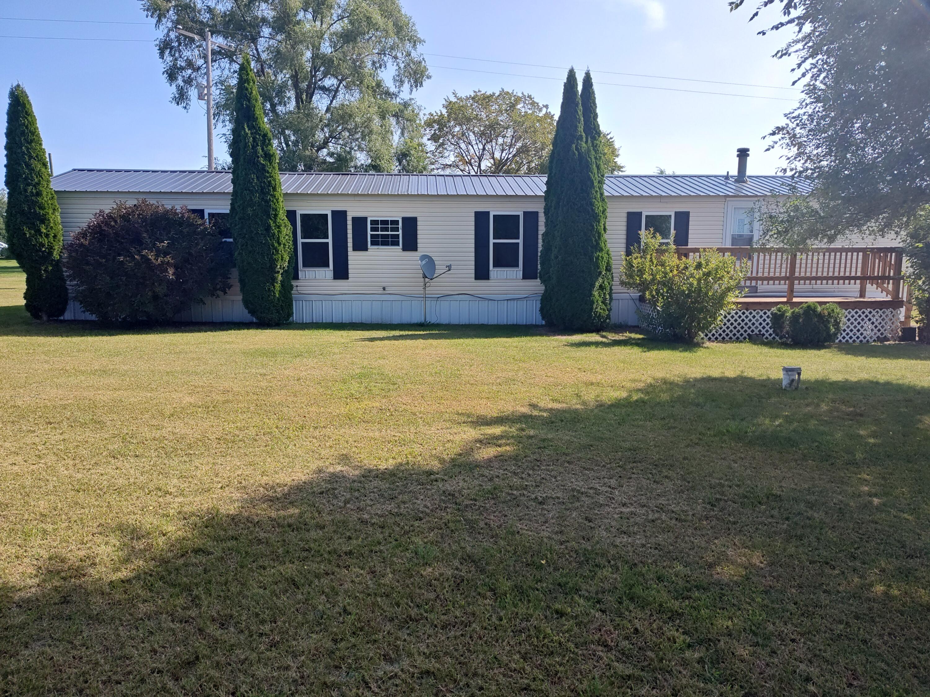 4829 South Derby Road Sheridan, MI 48884 - Photo 2 of 13 d13