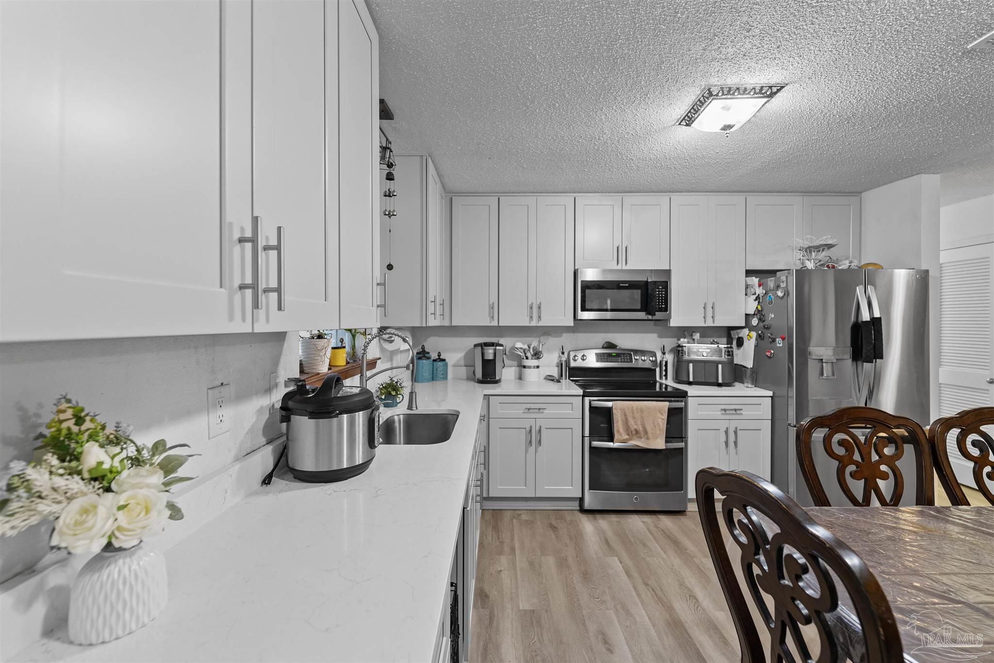 1329 Tobias Road Cantonment, FL 32533 - Photo 5 of 20 Gallery Image 5