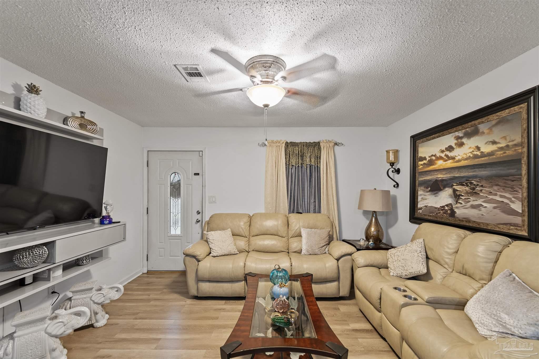 1329 Tobias Road Cantonment, FL 32533 - Photo 7 of 20 Gallery Image 7