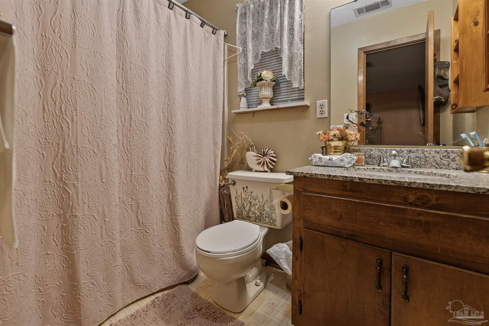 1329 Tobias Road Cantonment, FL 32533 - Photo 10 of 20 Gallery Image 10