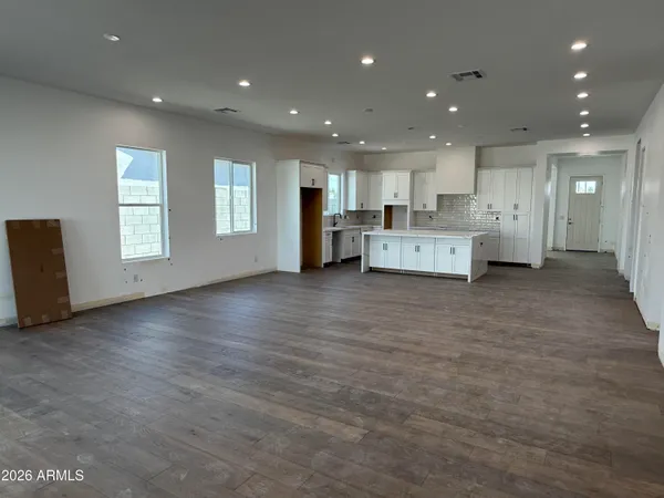 $899,900 | 6452 East Omega Street, Mesa, AZ 85215