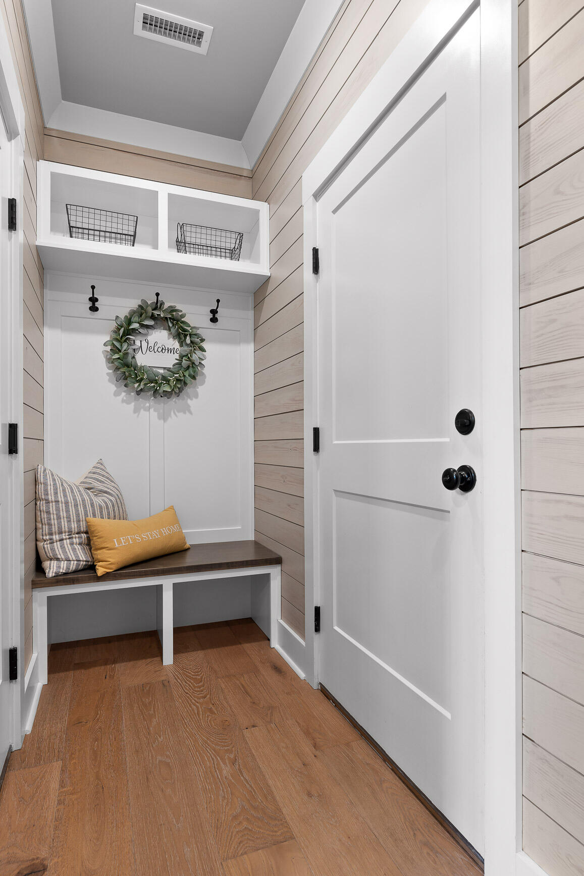 1440 Bowman Road Hixson, TN 37343 - Photo 27 of 63 Mud Room