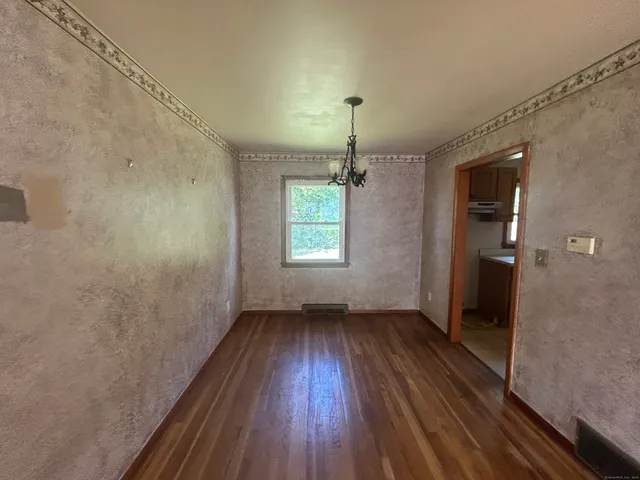 $260,000 | 90 Salem Street, Hartford, CT 06114