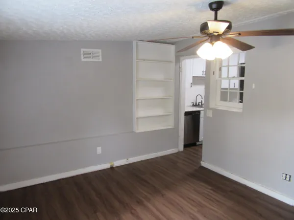 $1,200 | 1114 Fairland Avenue, Panama City, FL 32401