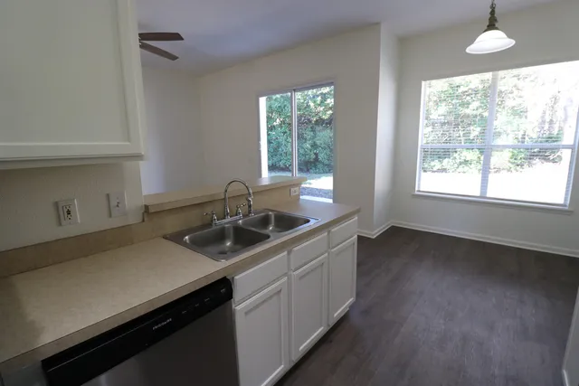 $2,400 | 212 Merida Road, St. Augustine, FL 32086