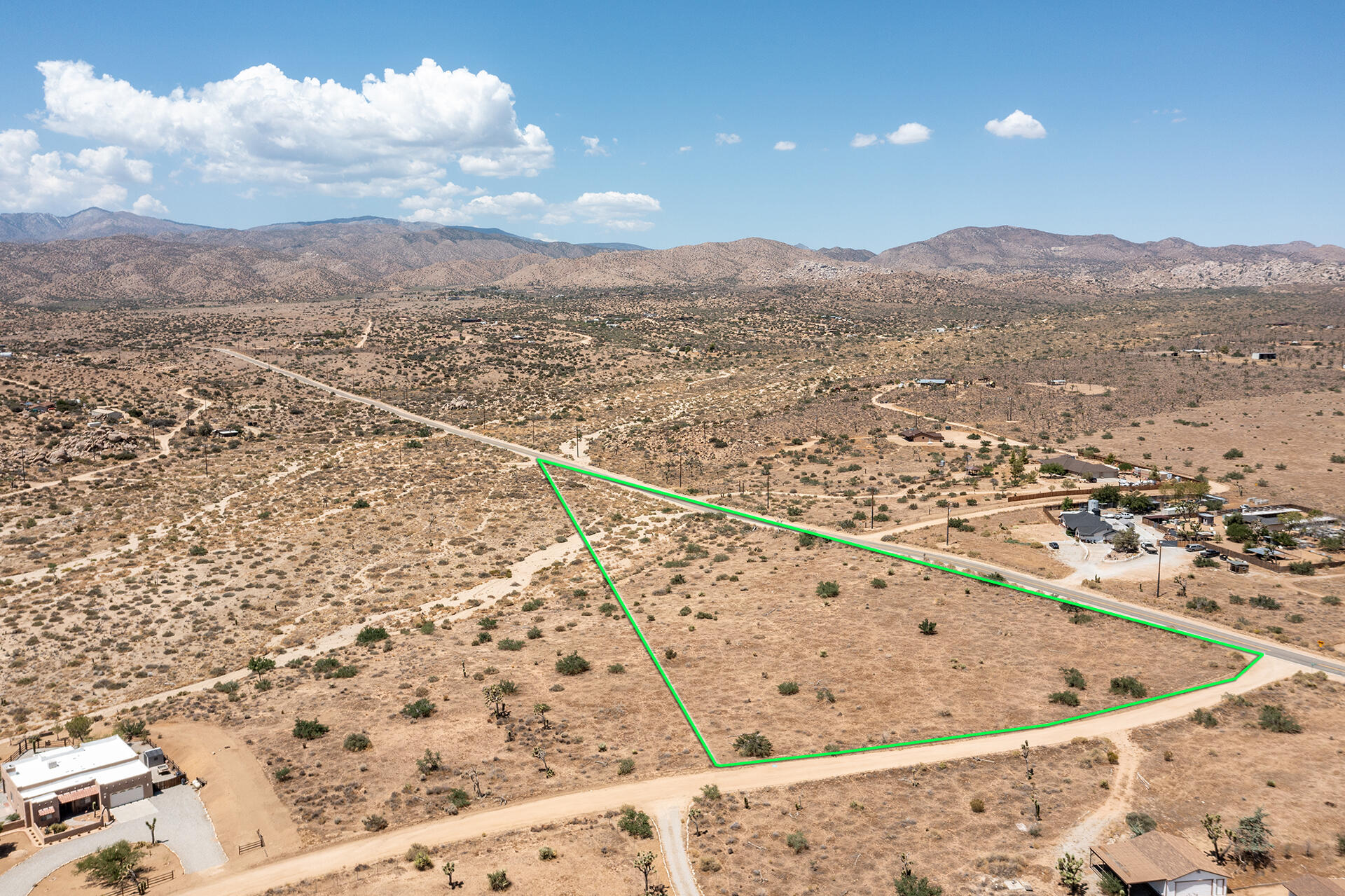 201 Pipes Canyon Road Pioneertown, CA 92268 - Photo 19 of 21 DJI_0271