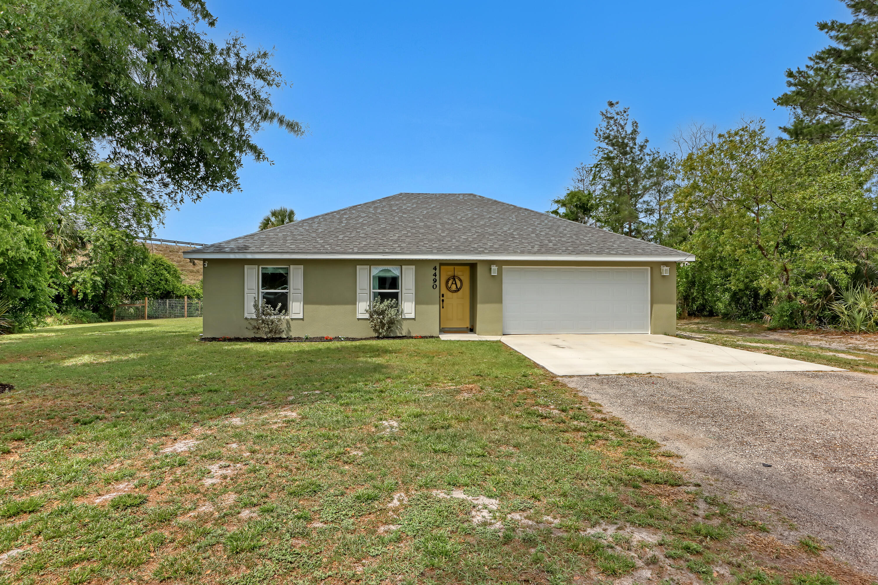 4490 Aurantia Road Mims, FL 32754 - Photo 3 of 36 4490 Aurantia (3)