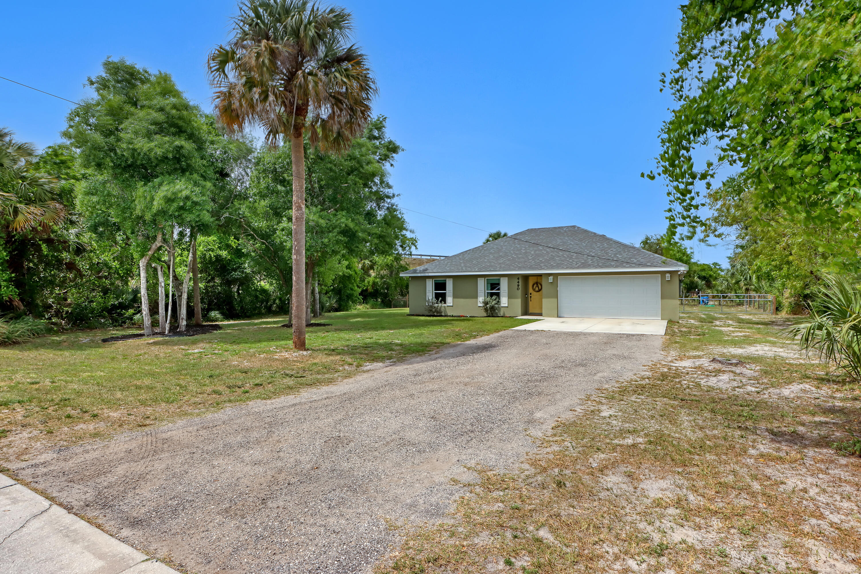 4490 Aurantia Road Mims, FL 32754 - Photo 4 of 36 4490 Aurantia (4)