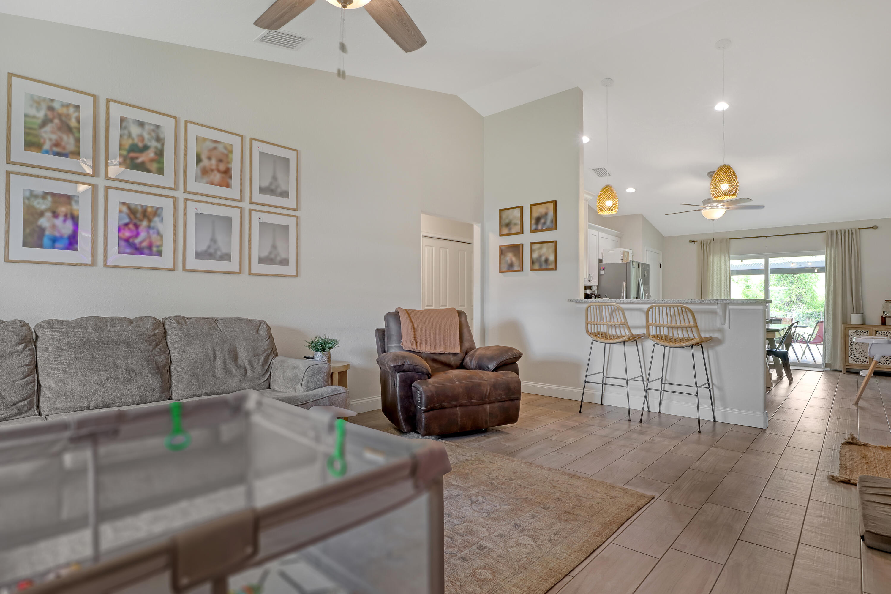 4490 Aurantia Road Mims, FL 32754 - Photo 7 of 36 4490 Aurantia (7)