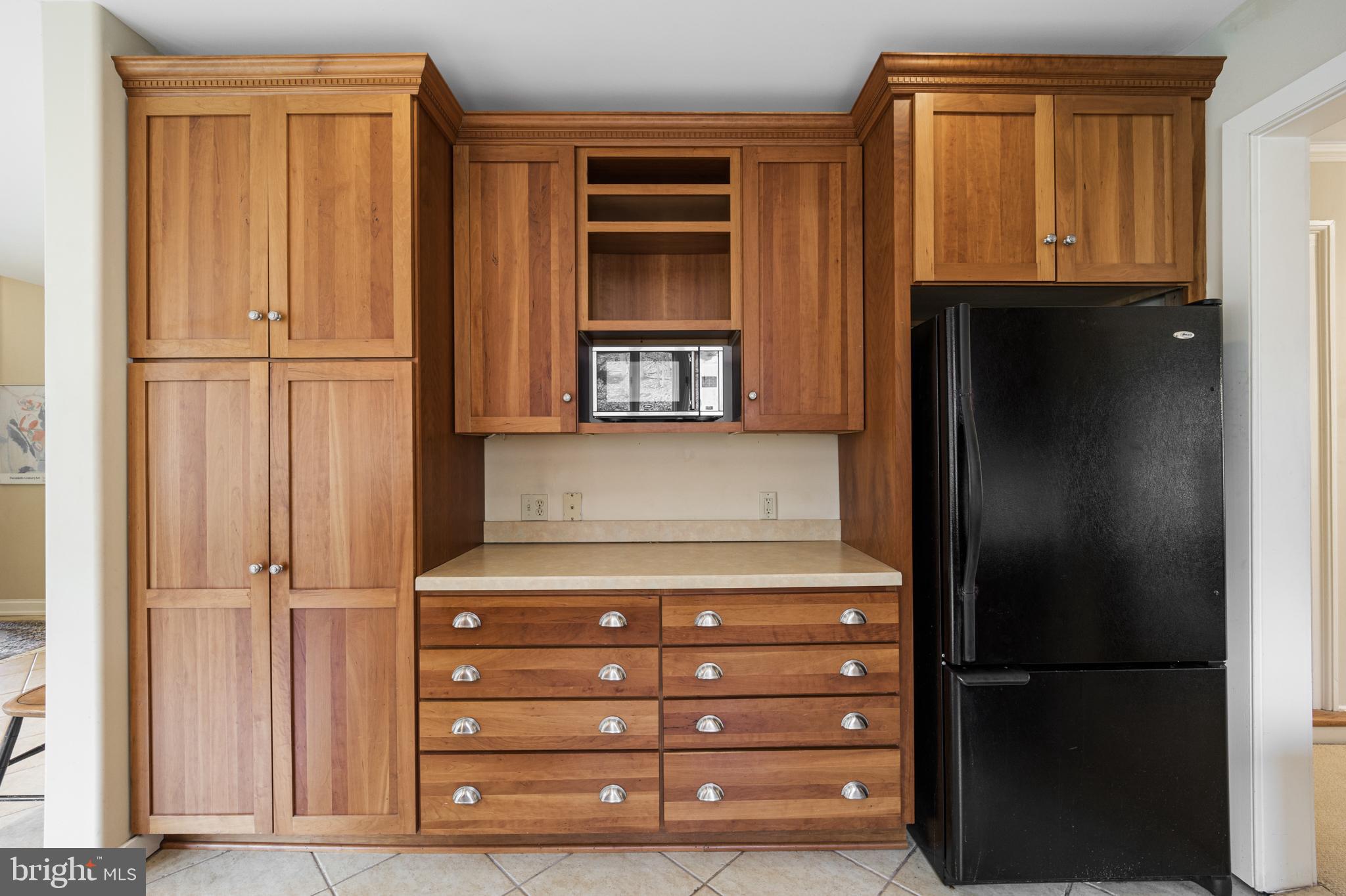4276 State Road Phoenixville, PA 19460 - Photo 20 of 56 Custom kitchen cabinetry