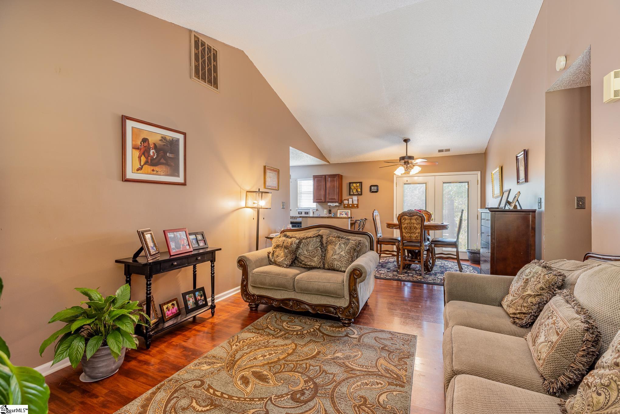 304 Furr Road Piedmont, SC 29673 - Photo 4 of 30