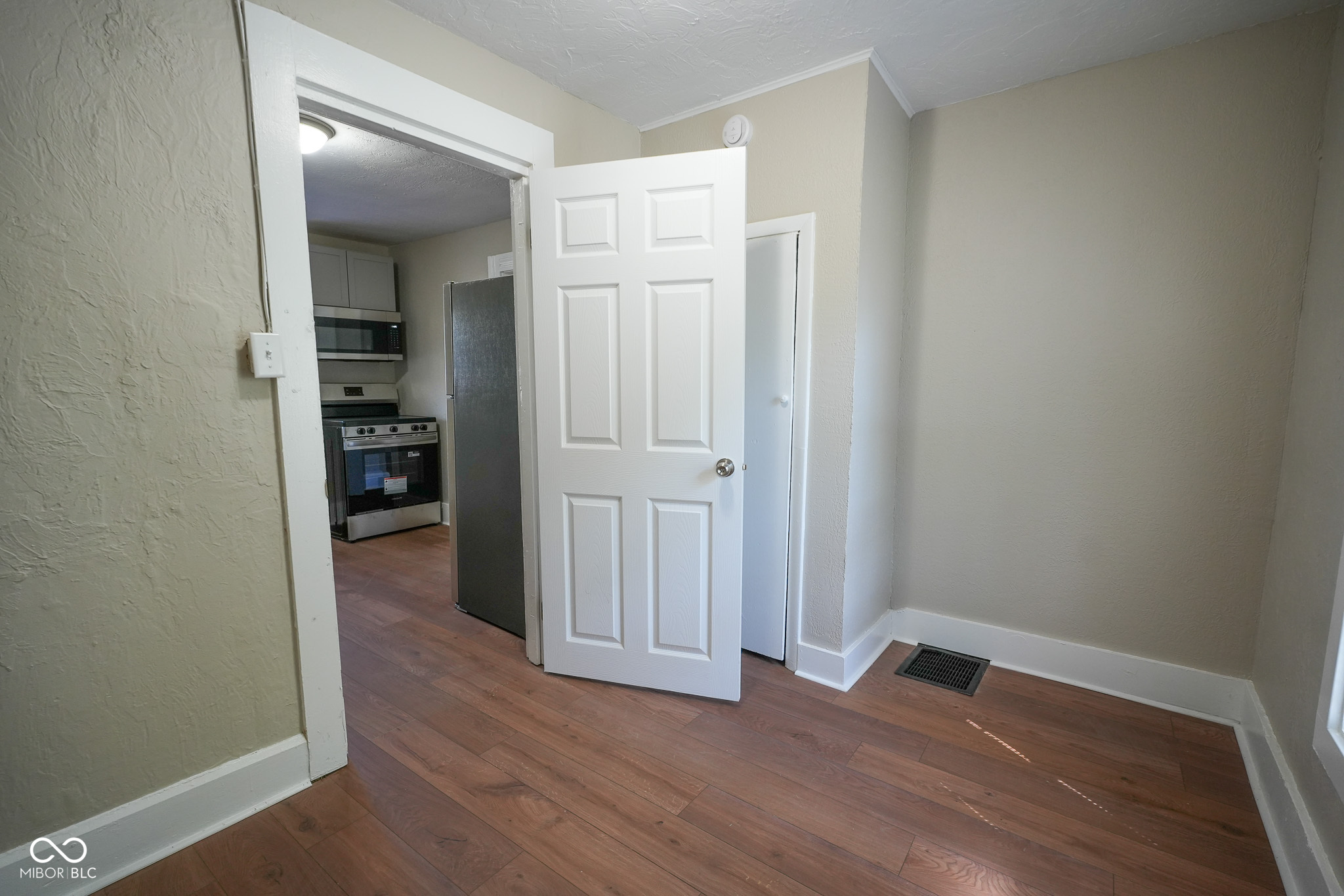 1807 East 18th Street Anderson, IN 46016 - Photo 8 of 21