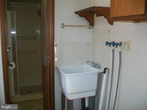 $660,000 | 5621 Kiser Gap Road, Upper Tract, WV 26866