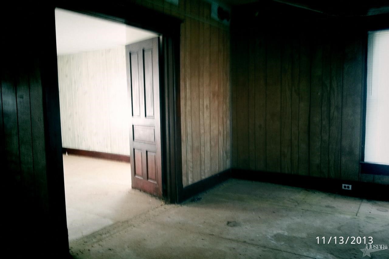 399 Jefferson Street Rome City, IN 46784 - Photo 8 of 23