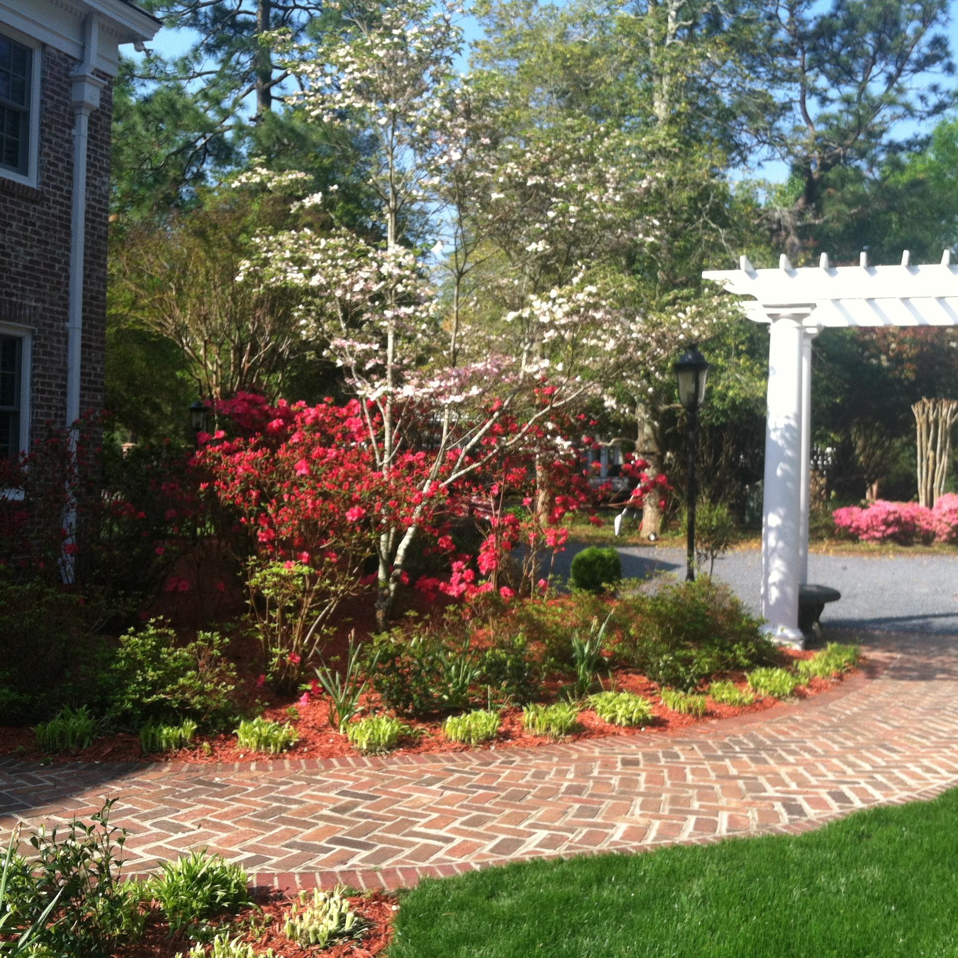 220 Midland Road Pinehurst, NC 28374 - Photo 12 of 30 Landscaping
