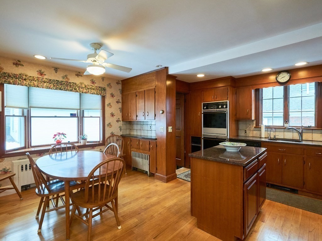 42 Elizabeth Road Belmont, MA 02478 - Photo 7 of 35 Gallery Image 7