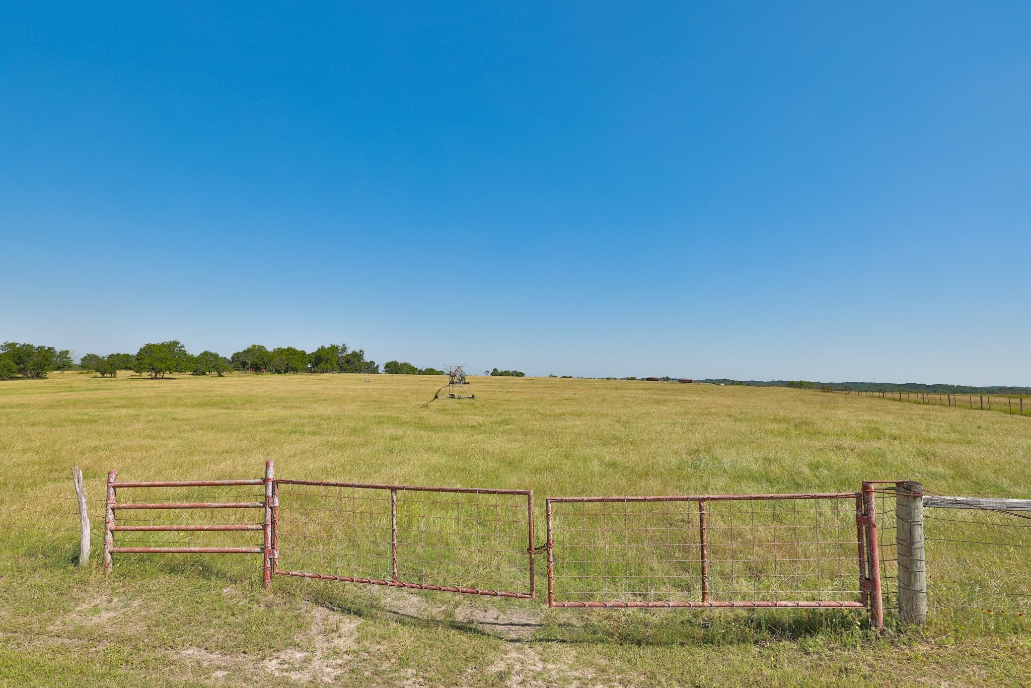 305 Rd Navasota Tx 77868 Road Navasota, TX 77868 - Photo 6 of 8 a view of an ocean