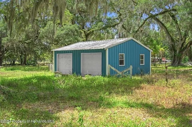 $2,500 | 7001 Griffin Road, Brooksville, FL 34601