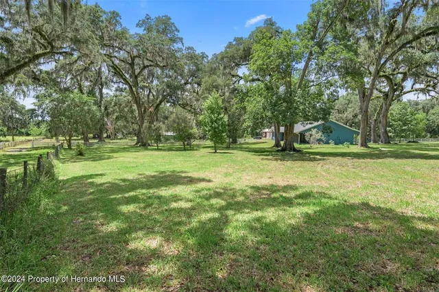 $2,500 | 7001 Griffin Road, Brooksville, FL 34601