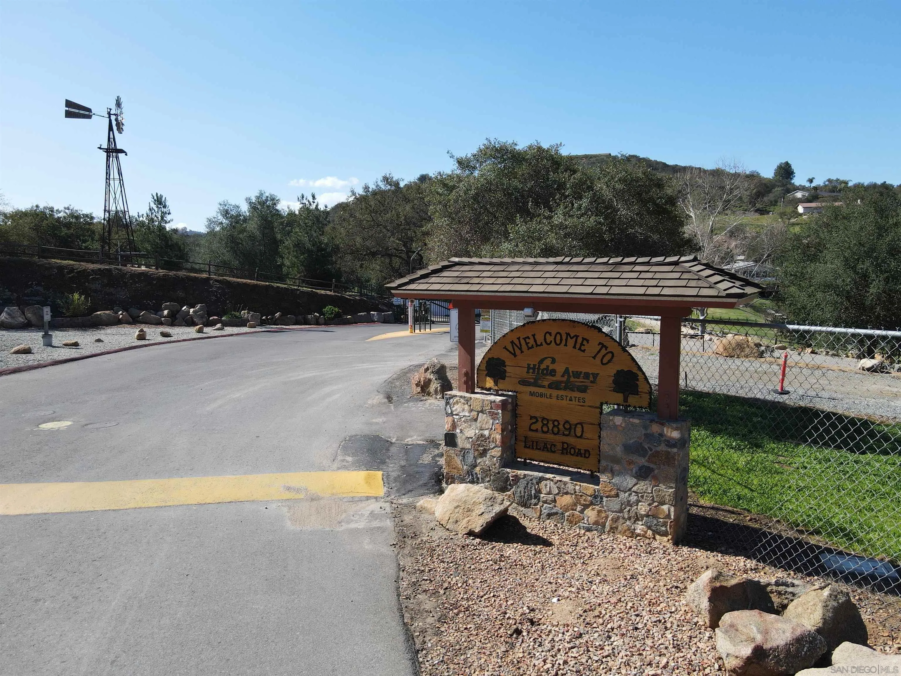 28890 Lilac Road, Unit 97 Valley Center, CA 92082 - Photo 2 of 27