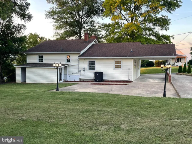 a house view with a garden space