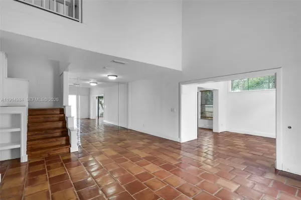 a view of entryway with white walls and white walls