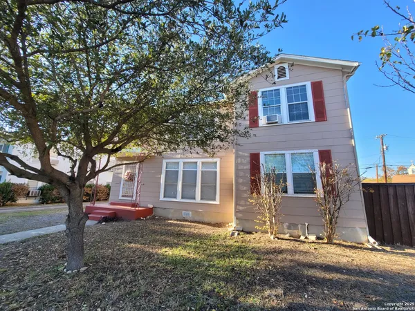 $1,285 | 237 Senisa Drive, Unit A, San Antonio, TX 78228