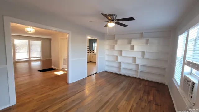 $1,395 | 237 Senisa Drive, Unit A, San Antonio, TX 78228