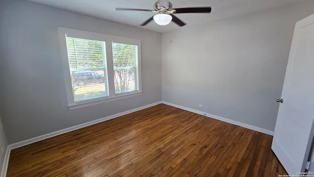 $1,395 | 237 Senisa Drive, Unit A, San Antonio, TX 78228