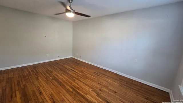 $1,395 | 237 Senisa Drive, Unit A, San Antonio, TX 78228