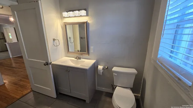 $1,395 | 237 Senisa Drive, Unit A, San Antonio, TX 78228