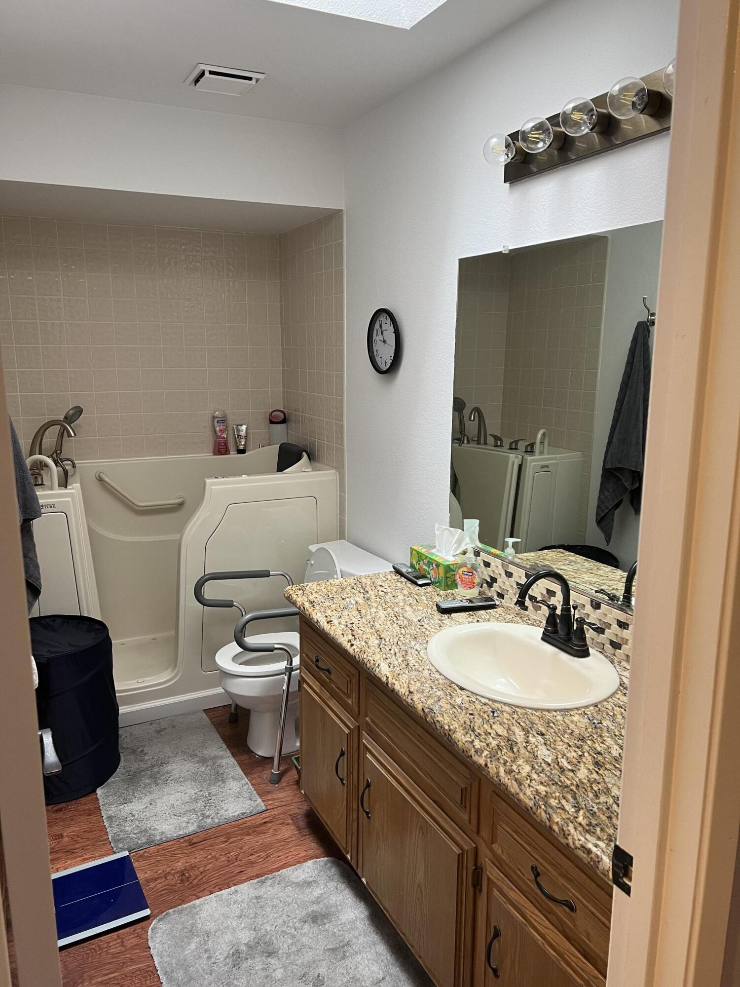 1370 Green Street Tehachapi, CA 93561 - Photo 13 of 19 IMG_5658