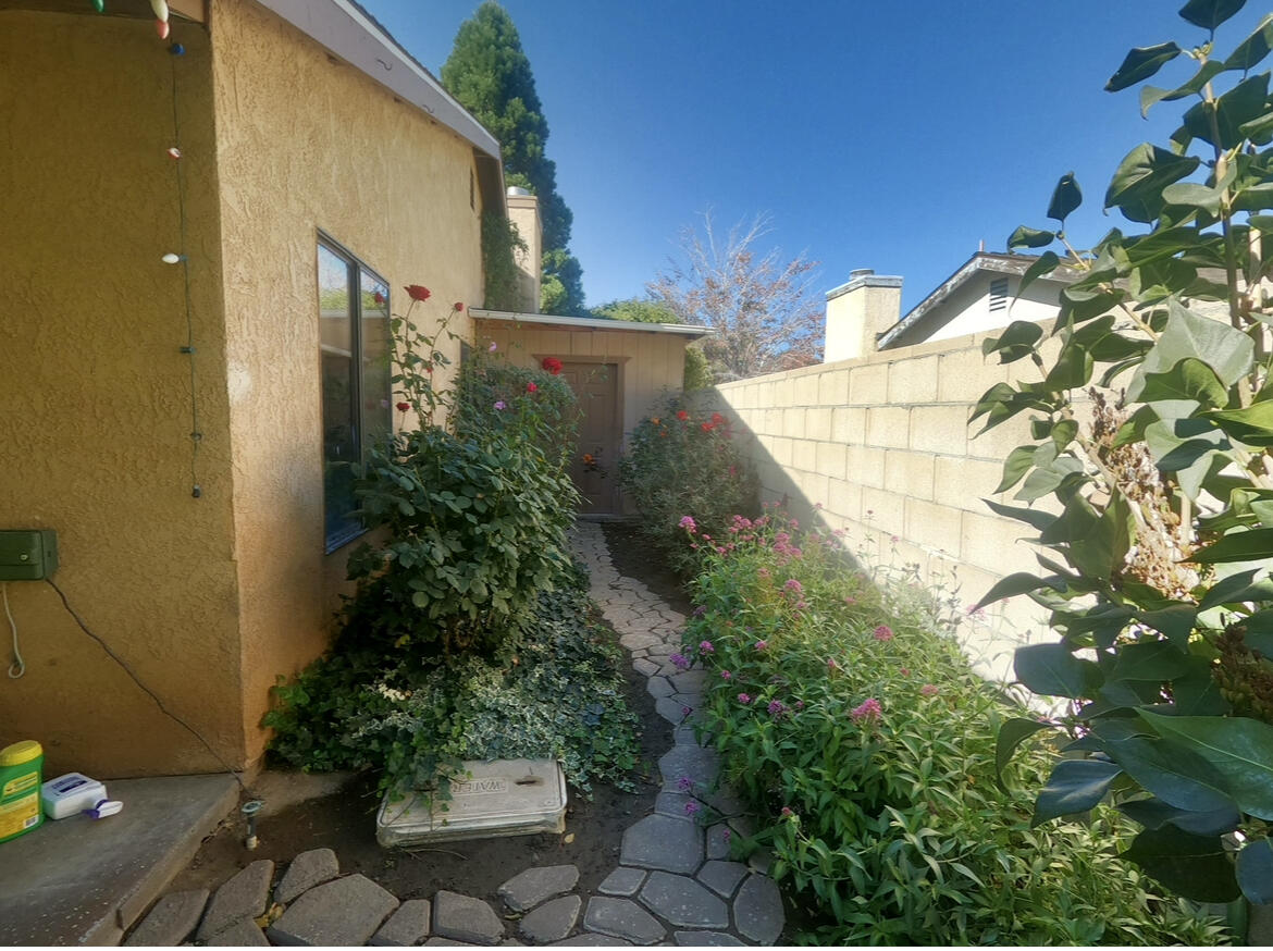 1370 Green Street Tehachapi, CA 93561 - Photo 16 of 19 IMG_4409