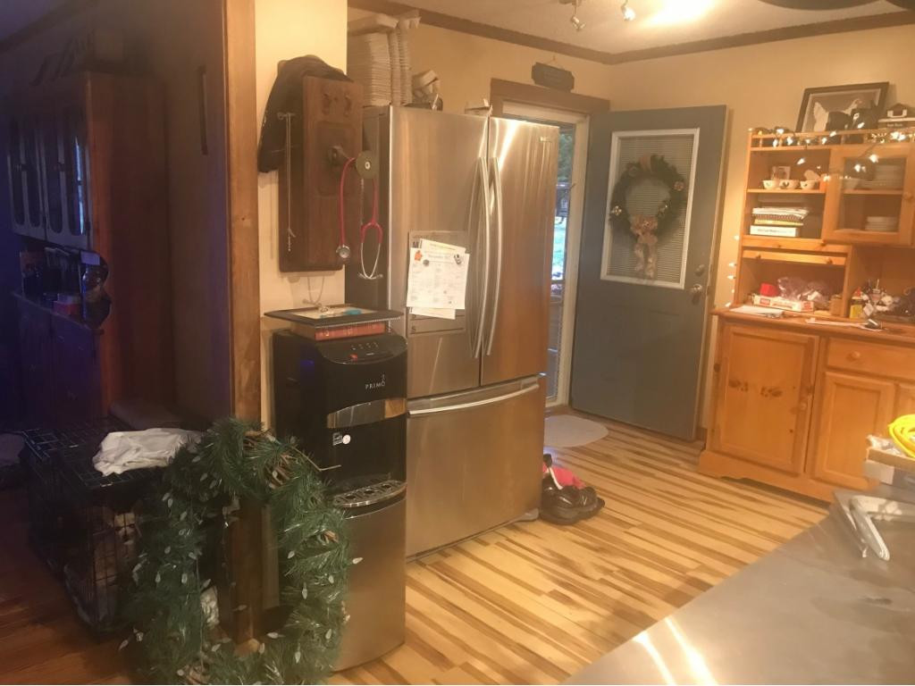 210 Birds Bridge Road Greeneville, TN 37743 - Photo 21 of 36 Stainless Kitchen appliances