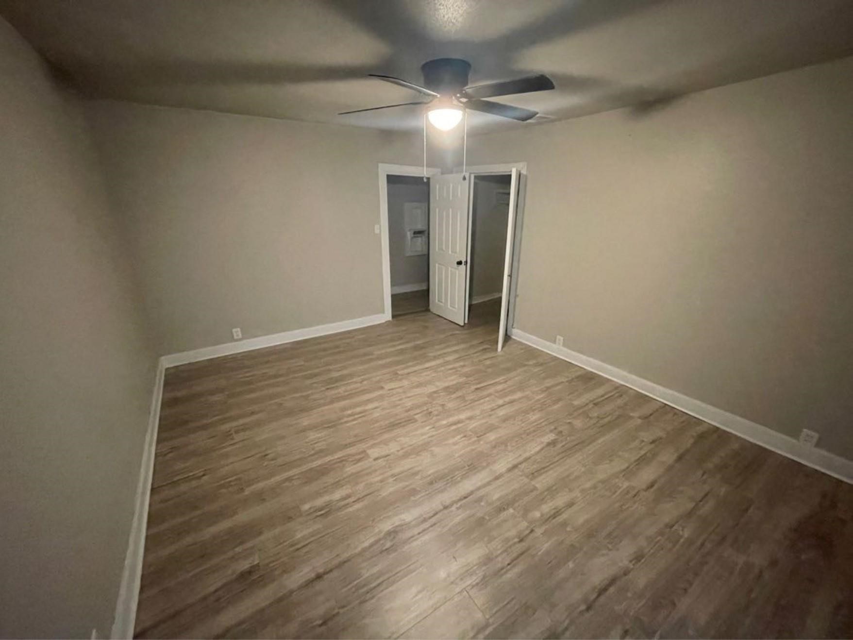 5229 Rue Street Houston, TX 77033 - Photo 17 of 28 Gallery Image 17