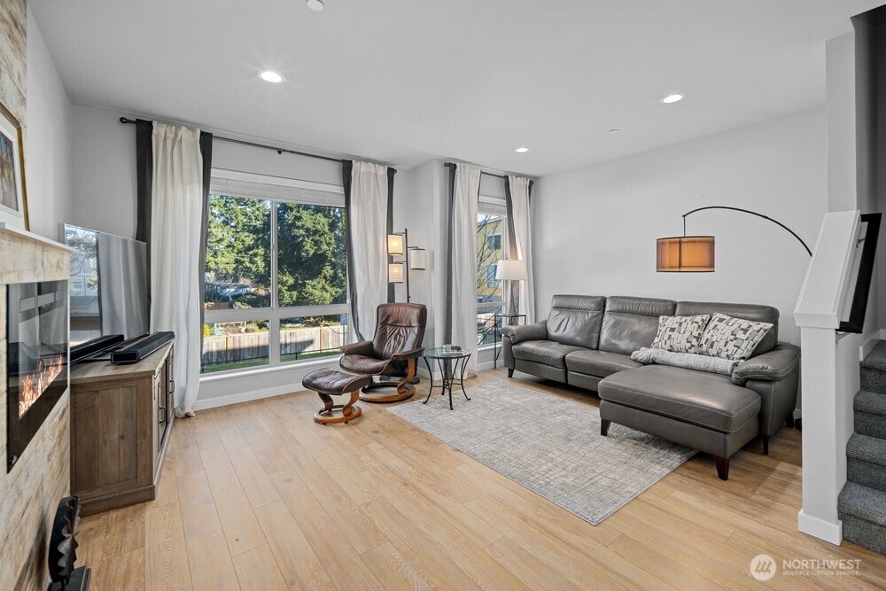 7628 222nd Street Southwest, Unit A4 Edmonds, WA 98026 - Photo 9 of 27