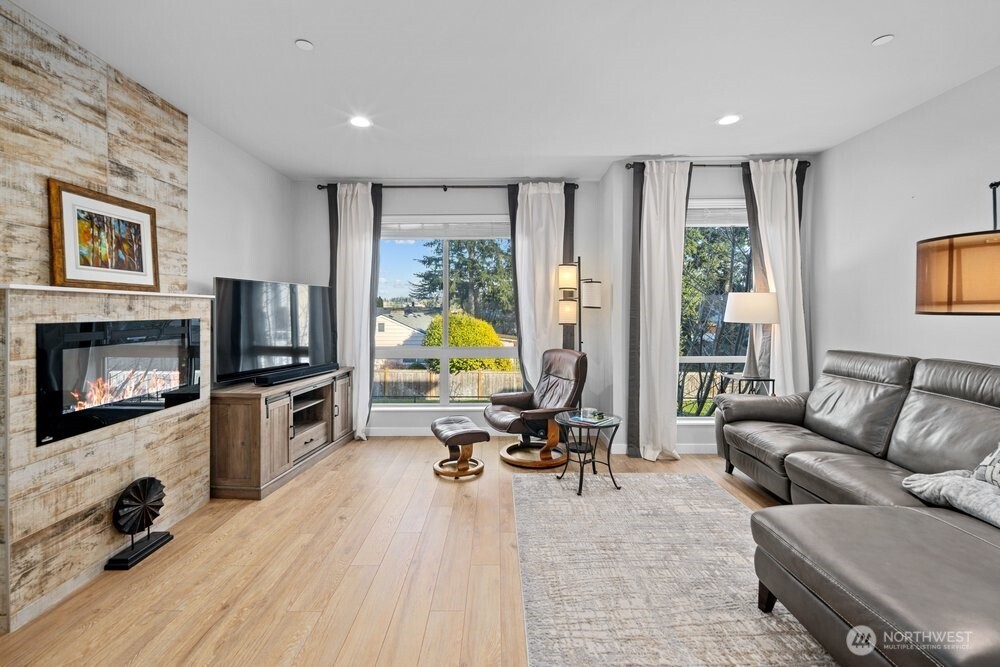 7628 222nd Street Southwest, Unit A4 Edmonds, WA 98026 - Photo 10 of 27