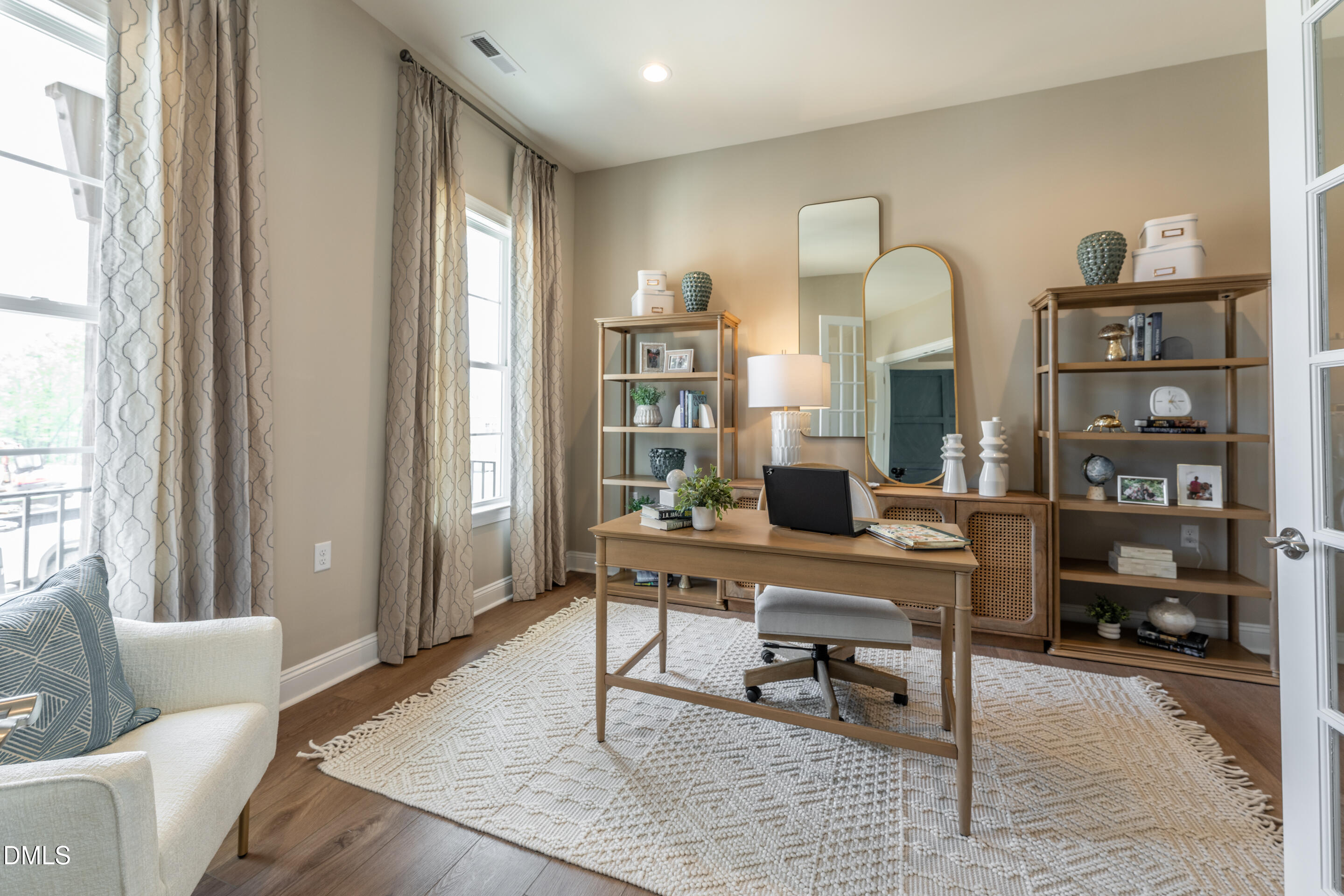 331 Oak Meadow Lane Angier, NC 27501 - Photo 4 of 32 a living room with furniture