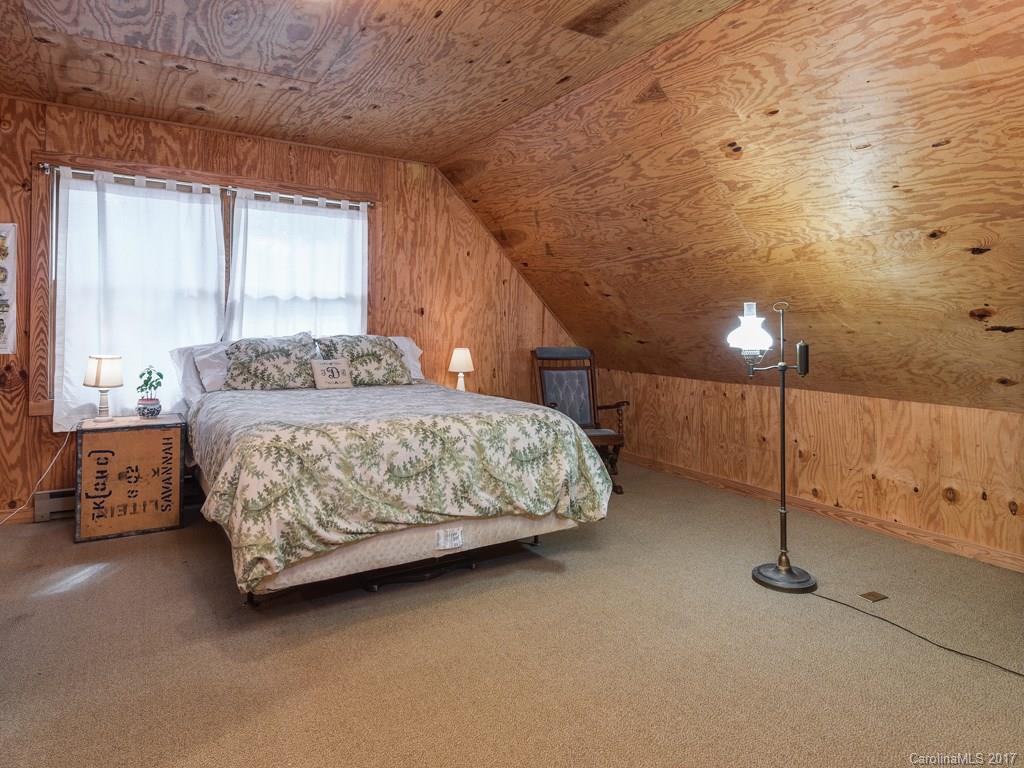 11 Maple Road Arden, NC 28704 - Photo 16 of 24 Gallery Image 16