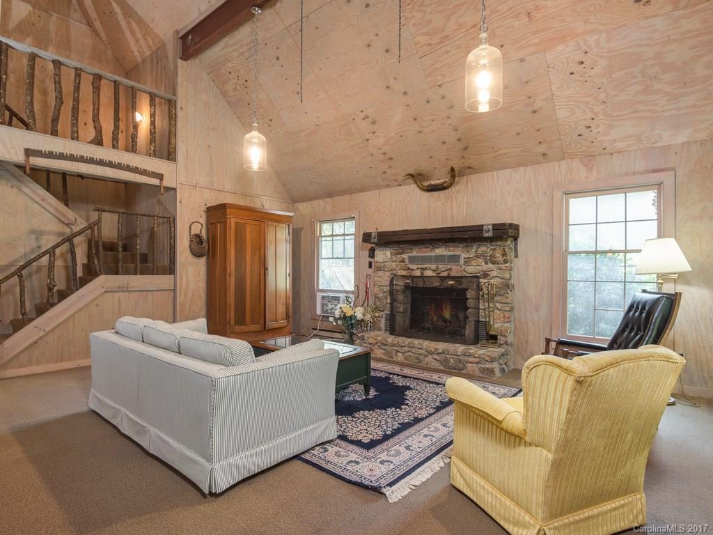 11 Maple Road Arden, NC 28704 - Photo 3 of 24 Gallery Image 3