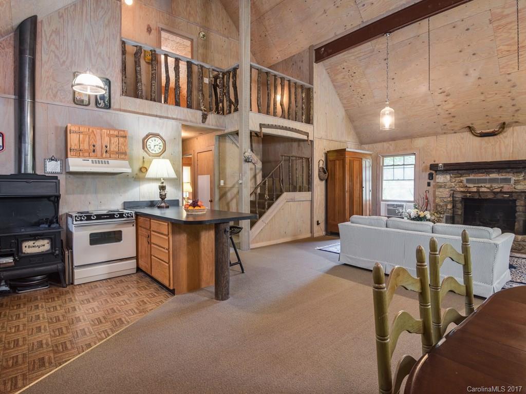 11 Maple Road Arden, NC 28704 - Photo 8 of 24 Gallery Image 8