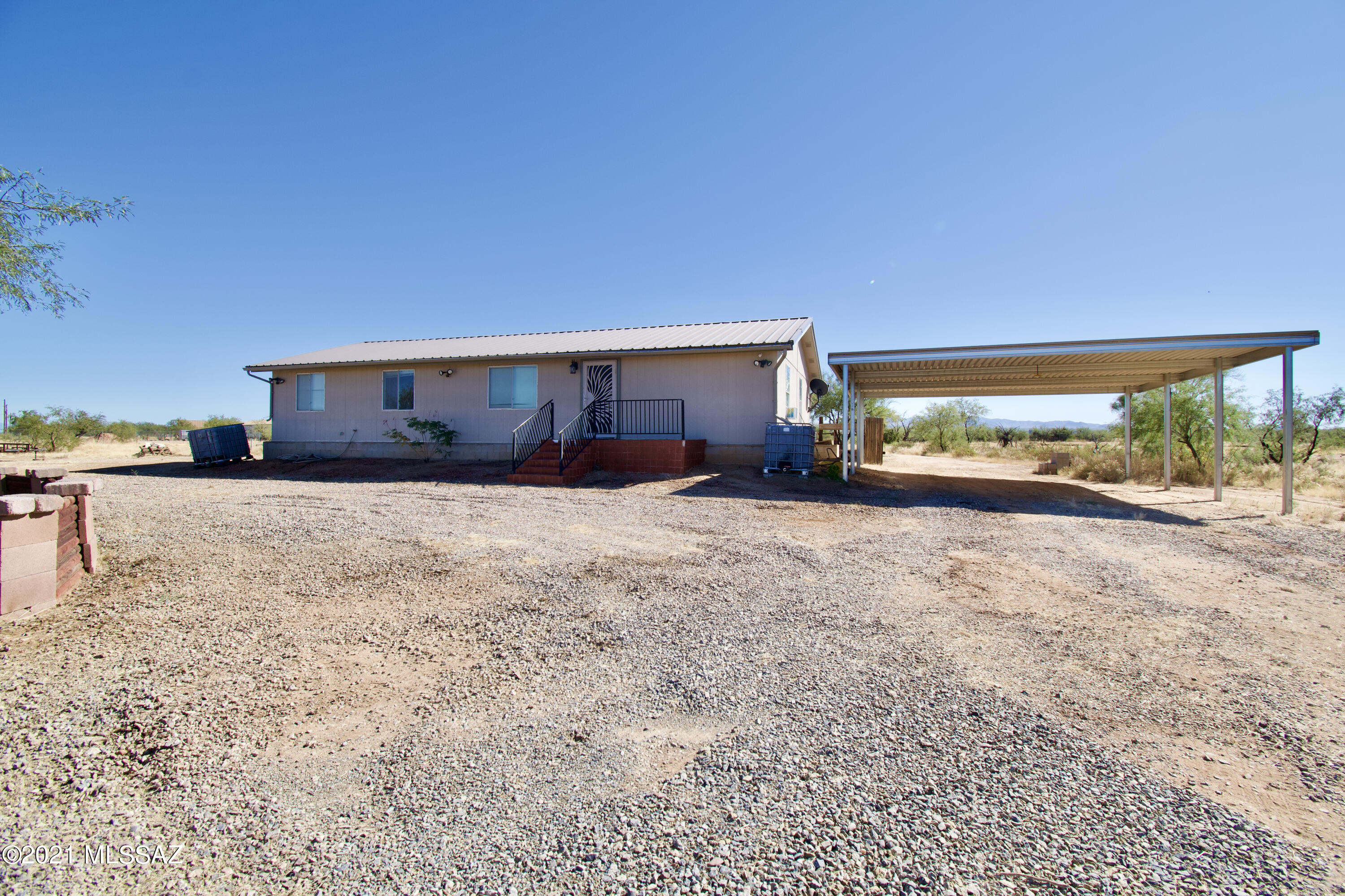 9280 South Antique Way Tucson, AZ 85736 - Photo 3 of 29