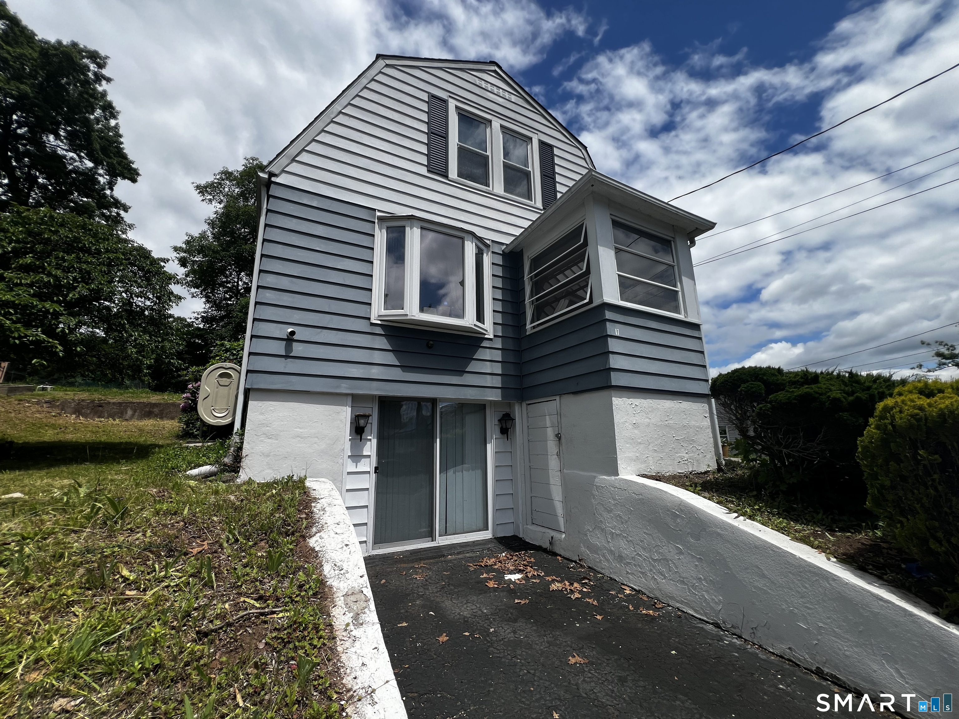 17 Ridgeview Road Meriden, CT 06451 - Photo 4 of 23