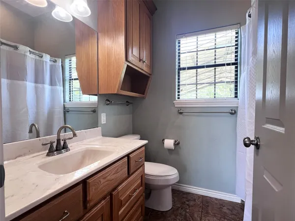 $1,900 | 959 Ida Lane, Brenham, TX 77833