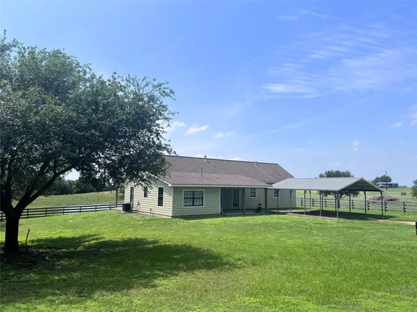 $1,900 | 959 Ida Lane, Brenham, TX 77833